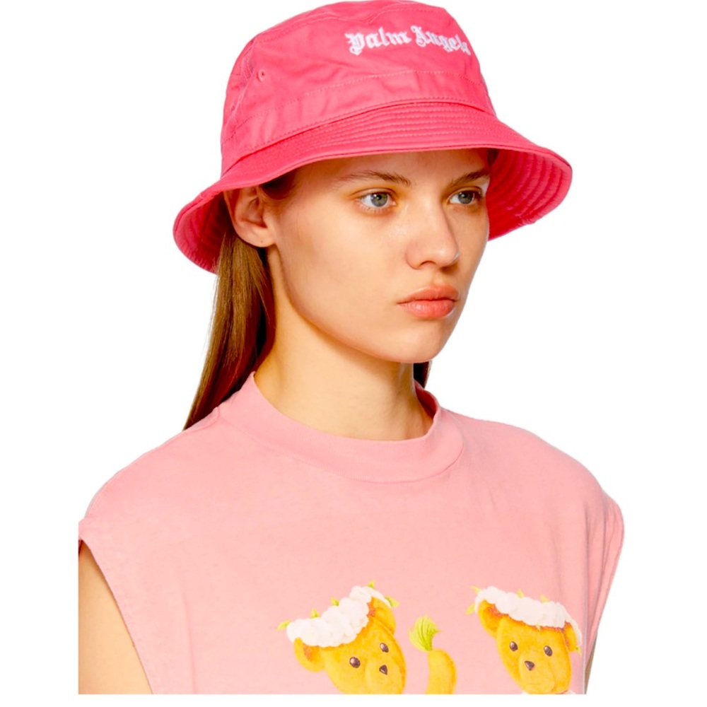 Palm Angels embroidered logo bucket hat.
